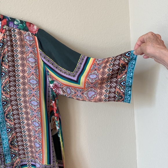 Johnny Was 100% silk Hari tunic top - Picture 4 of 10